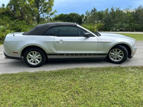 2010 Ford Mustang V6