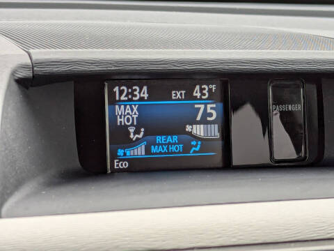 2014 Toyota Sienna XLE 7-Passenger Auto Access Seat