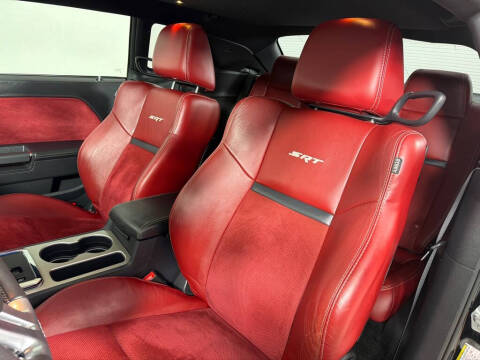 2014 Dodge Challenger SRT8