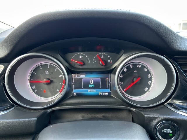 2018 Buick Regal TourX Essence