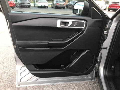 2020 Ford Explorer