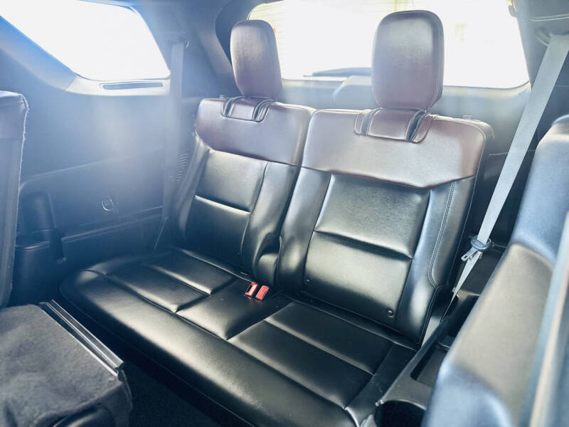 2020 Ford Explorer Platinum