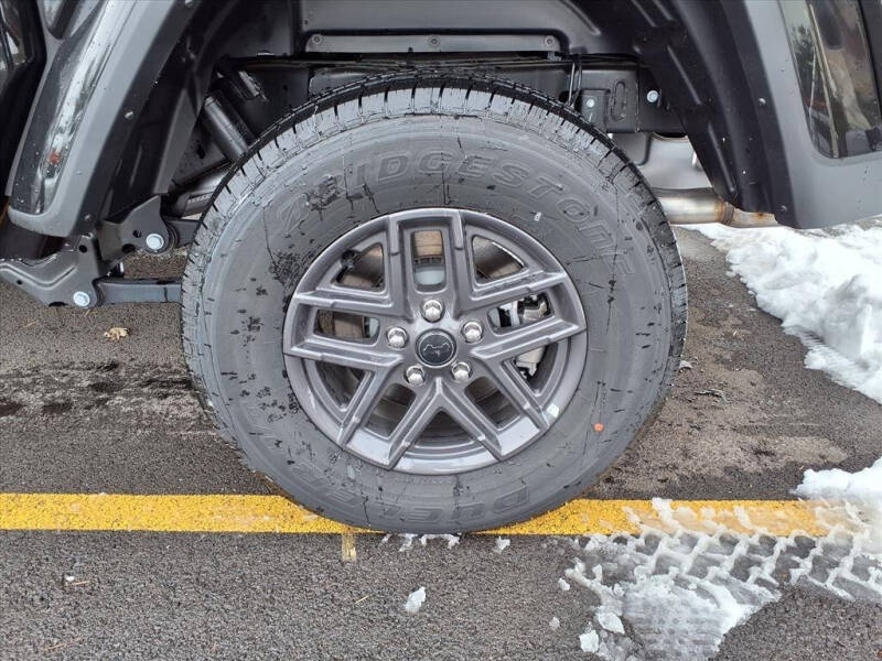 2025 Jeep Gladiator Sport S