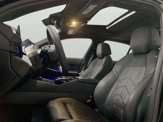 2025 BMW i5 eDrive40