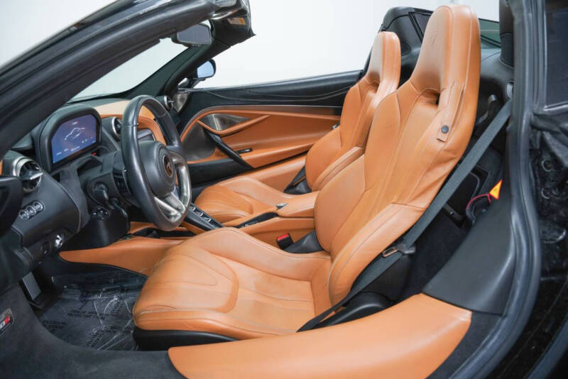 2020 McLaren 720S Spider Luxury