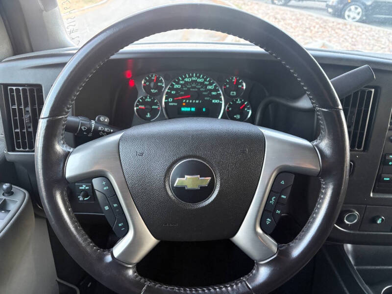 2017 Chevrolet Express LT 3500