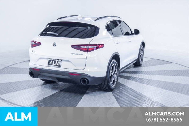 2022 Alfa Romeo Stelvio Sprint
