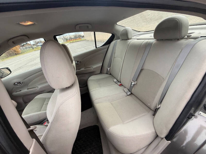 2016 Nissan Versa 1.6 S