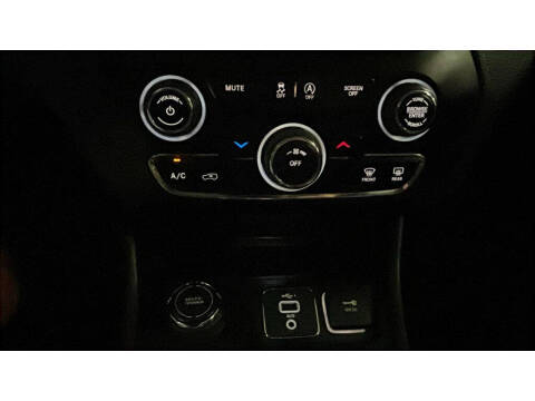 2020 Jeep Cherokee Altitude