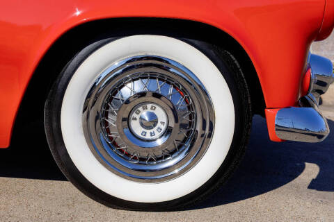 1956 Ford Thunderbird