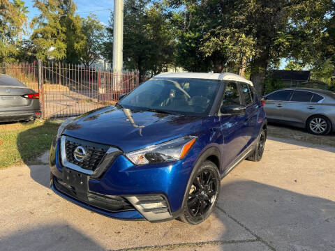 2020 Nissan Kicks SR