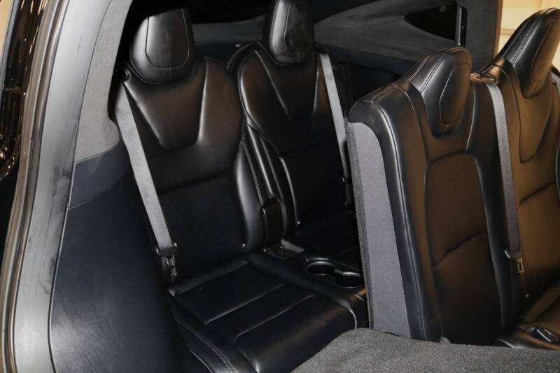 2020 Tesla Model X Long Range