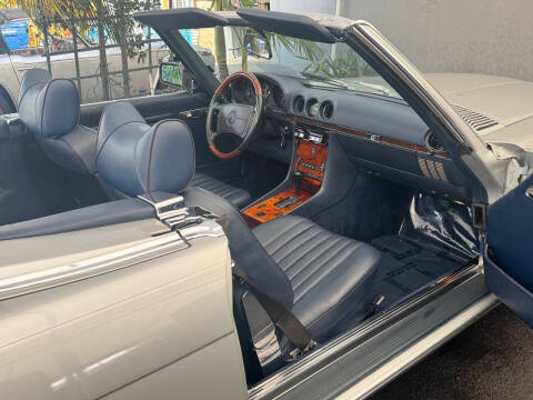 1986 Mercedes-Benz 560-Class 560 SL