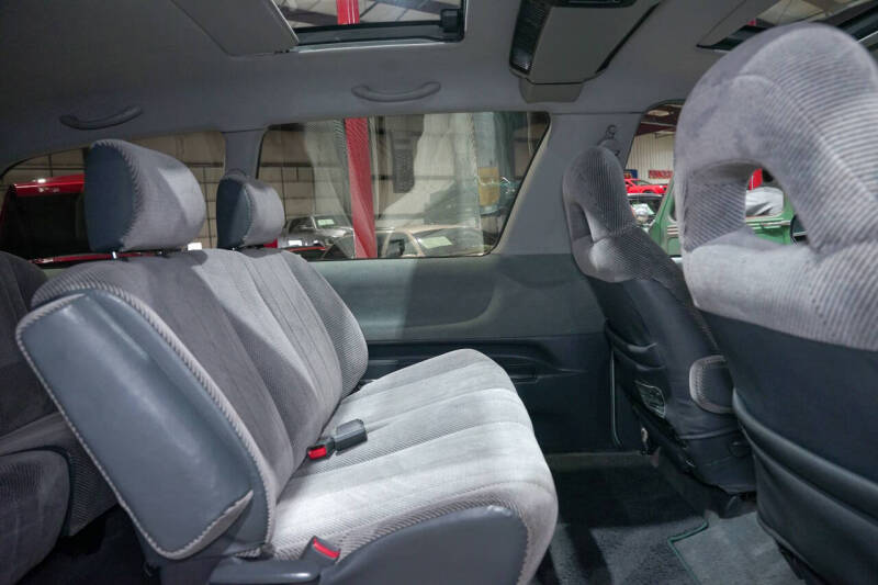 1992 Toyota Previa LE
