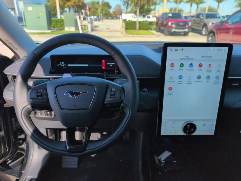 2025 Ford Mustang Mach-E Premium