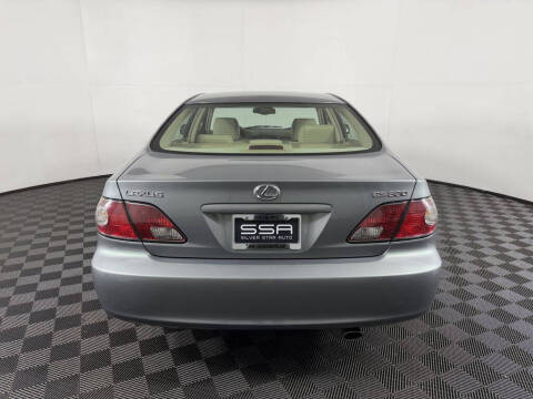 2004 Lexus ES 330