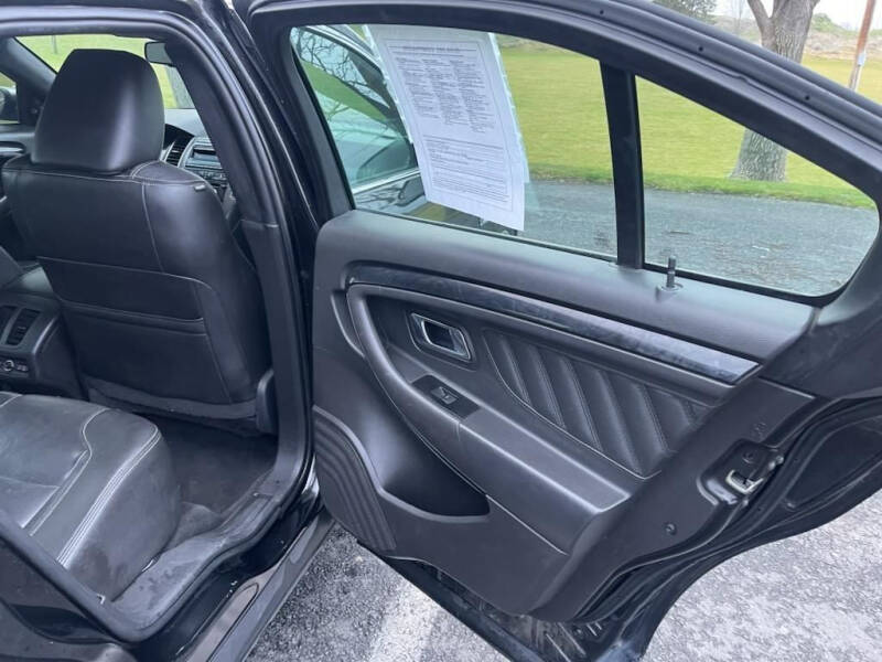 2010 Ford Taurus Limited