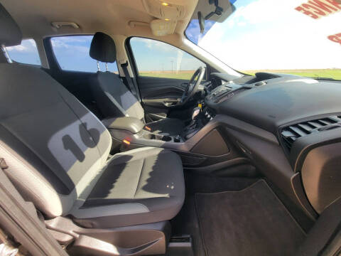 2016 Ford Escape S