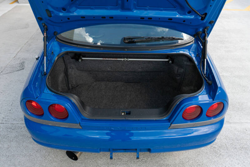 2012 Porsche Cayman R