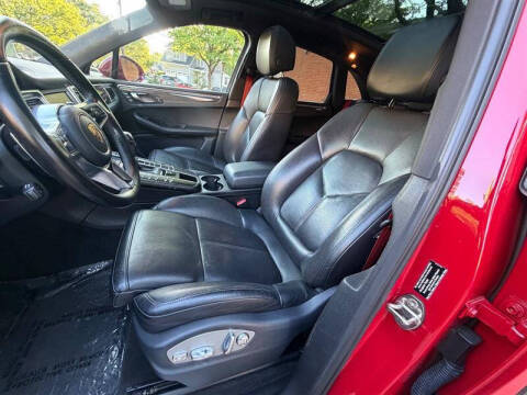 2016 Porsche Macan S