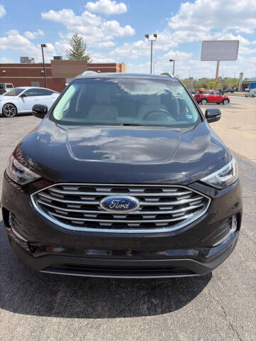 2020 Ford Edge Titanium