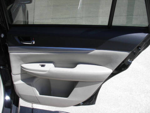 2011 Subaru Outback 2.5i Premium