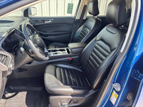 2023 Ford Edge