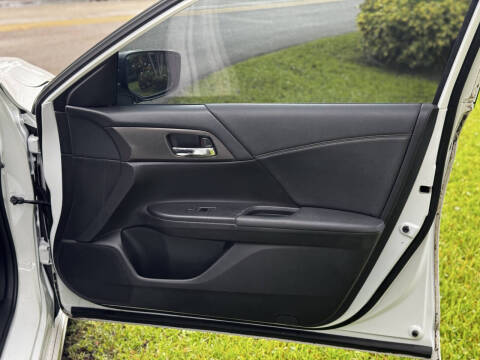 2017 Honda Accord Sport w/Honda Sensing