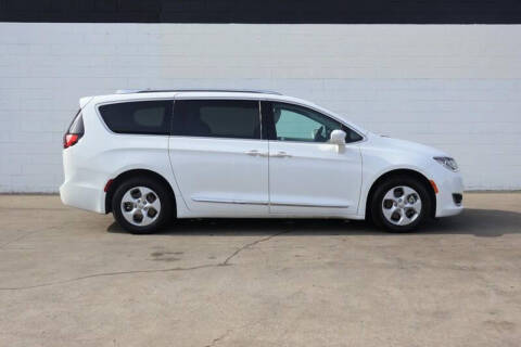 2018 Chrysler Pacifica Hybrid Touring L