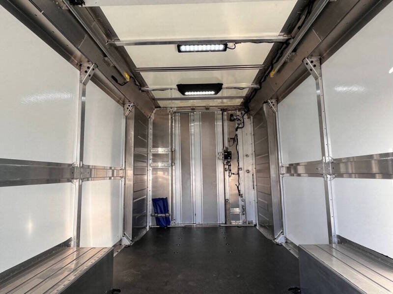 2024 BrightDrop Zevo 600