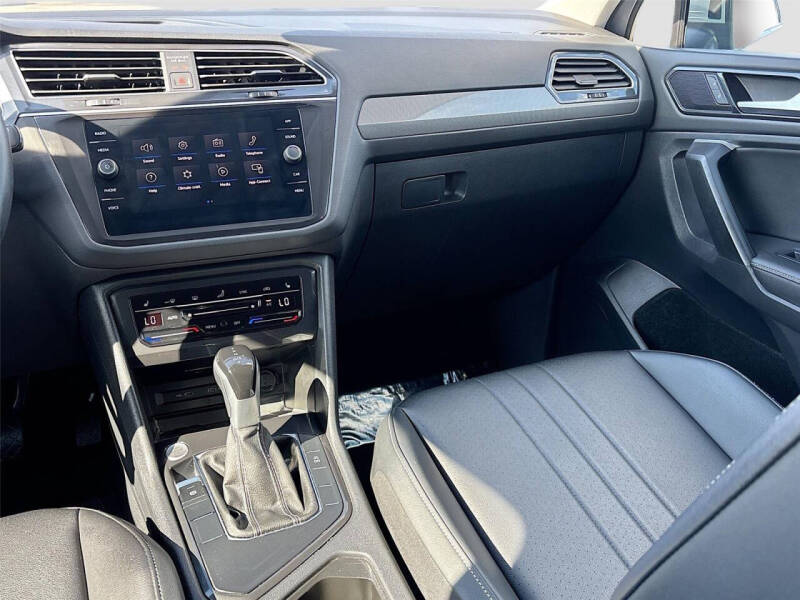 2024 Volkswagen Tiguan SE