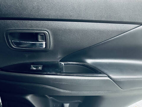 2019 Mitsubishi Outlander SEL