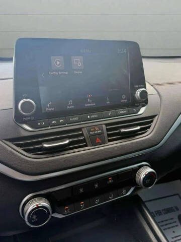 2021 Nissan Altima 2.5 SR