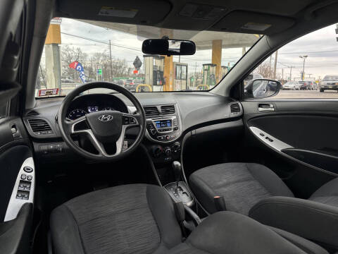 2017 Hyundai Accent SE