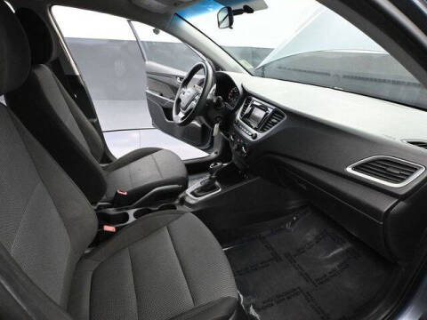 2019 Hyundai Accent SE