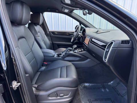 2022 Porsche Cayenne E-Hybrid