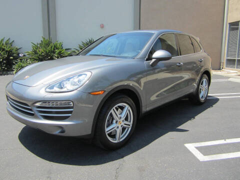 2014 Porsche Cayenne Platinum
