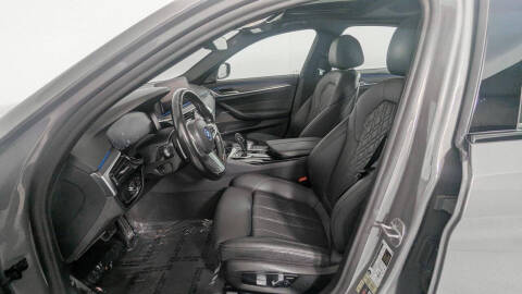 2022 BMW 5 Series 530e