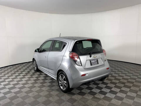 2016 Chevrolet Spark EV 2LT