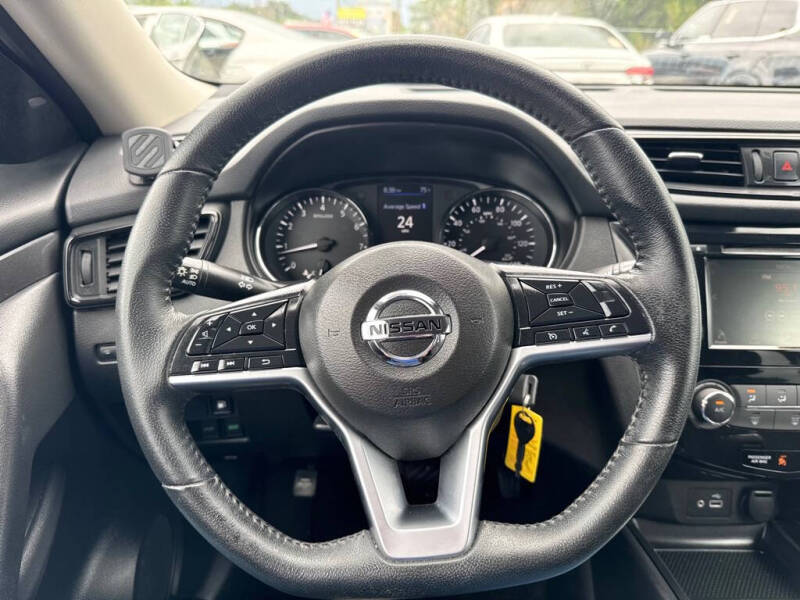 2019 Nissan Rogue S