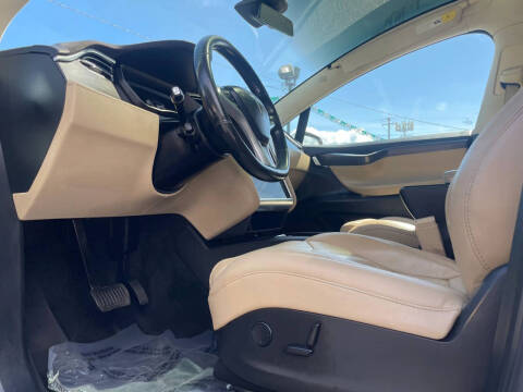 2017 Tesla Model X