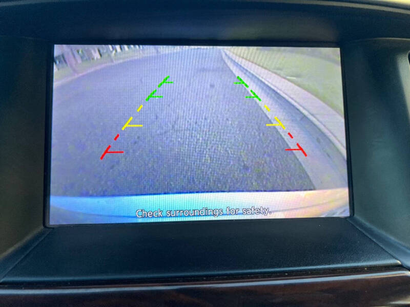 2014 Nissan Pathfinder SL