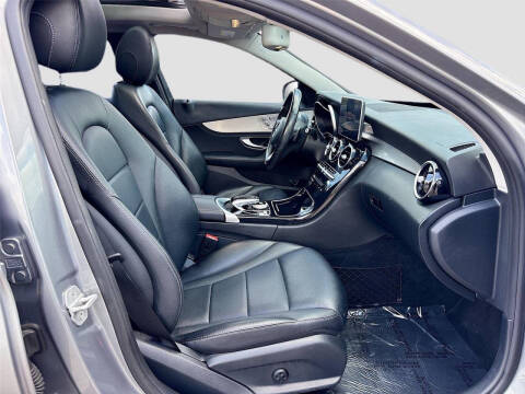 2016 Mercedes-Benz C-Class