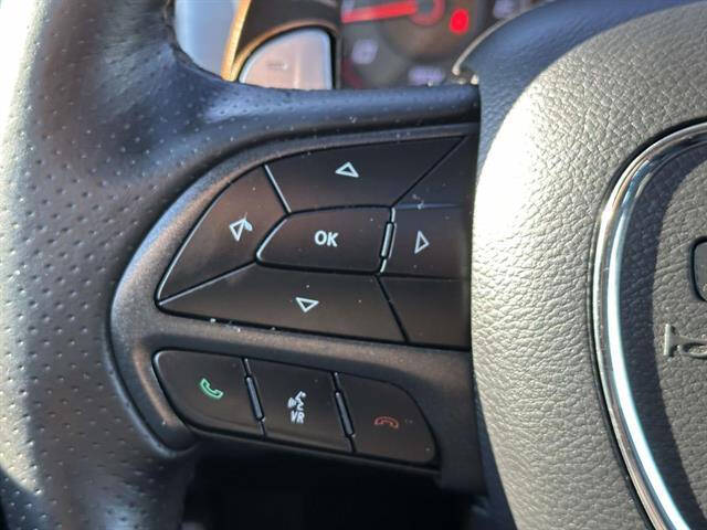 2017 Dodge Charger SXT