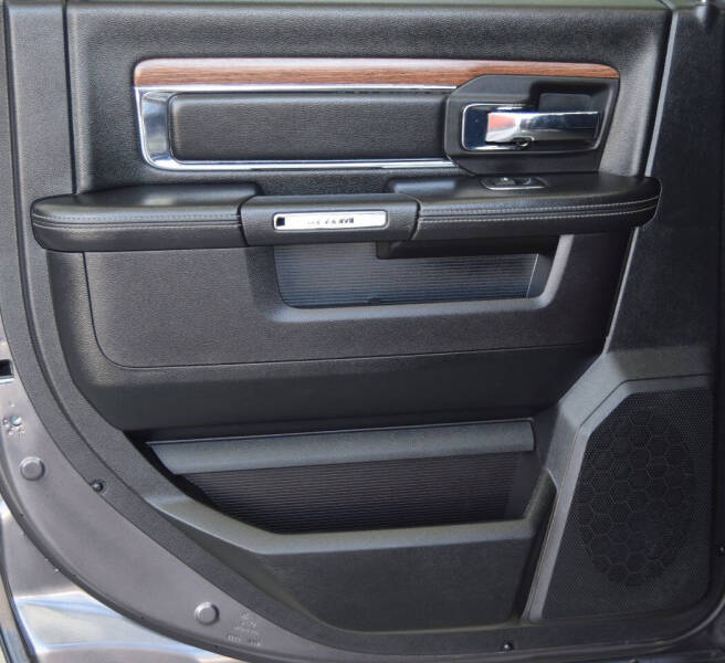 2016 RAM 1500 Laramie