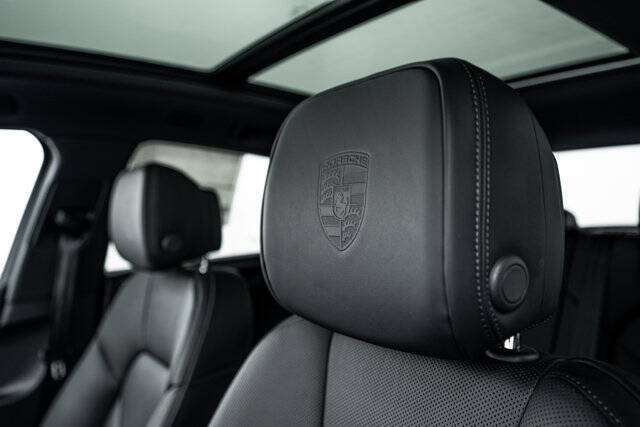 2026 Porsche Macan S
