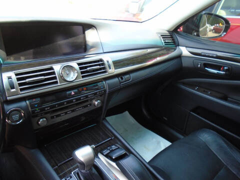 2013 Lexus LS 460
