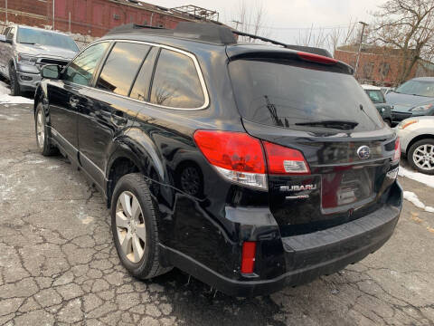 2010 Subaru Outback 2.5i Premium