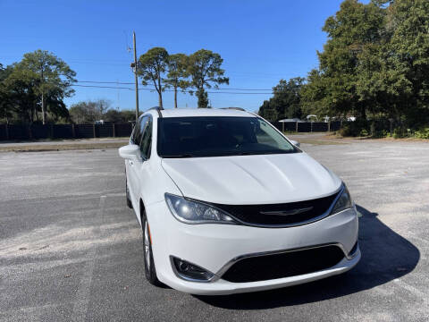 2017 Chrysler Pacifica Touring Plus