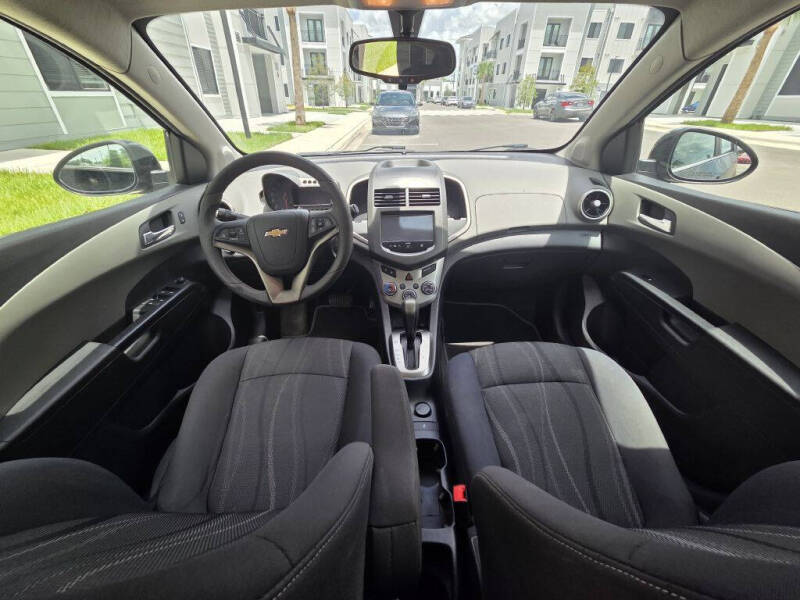 2016 Chevrolet Sonic LT Auto